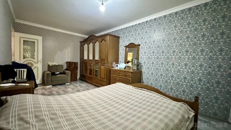 Satılır 4 otaqlı Mənzil Köhnə tikili 90 m² Neftçilər m. - şəkil 5