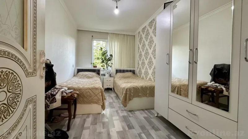Satılır 4 otaqlı Mənzil Köhnə tikili 90 m² Neftçilər m. - şəkil 6