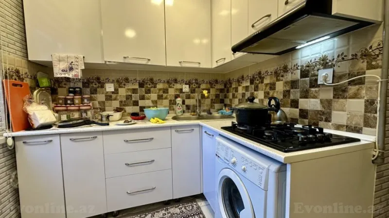Satılır 4 otaqlı Mənzil Köhnə tikili 90 m² Neftçilər m. - şəkil 13