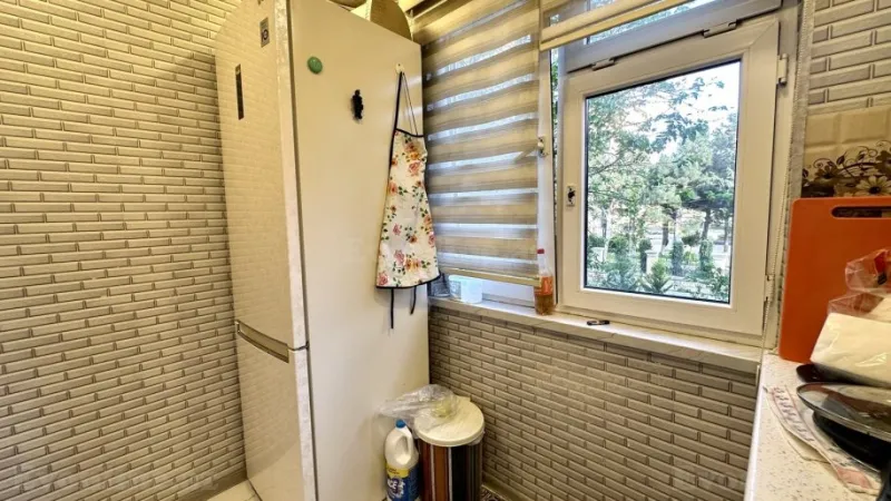 Satılır 4 otaqlı Mənzil Köhnə tikili 90 m² Neftçilər m. - şəkil 14