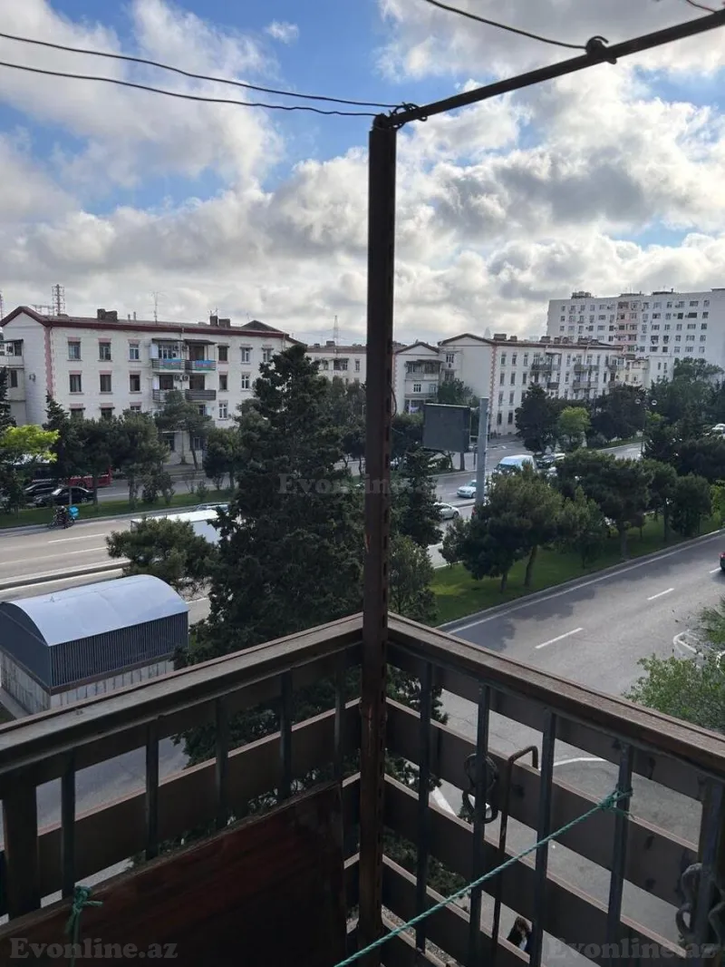 Satılır 3 otaqlı Mənzil Köhnə tikili 70 m² Qara Qarayev m. - şəkil 9