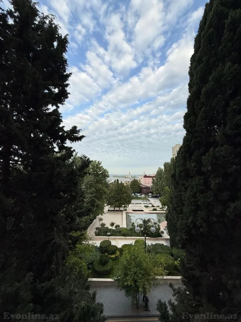Kirayə verilir 2 otaqlı Mənzil Köhnə tikili 65 m² İçərişəhər m. - şəkil 4