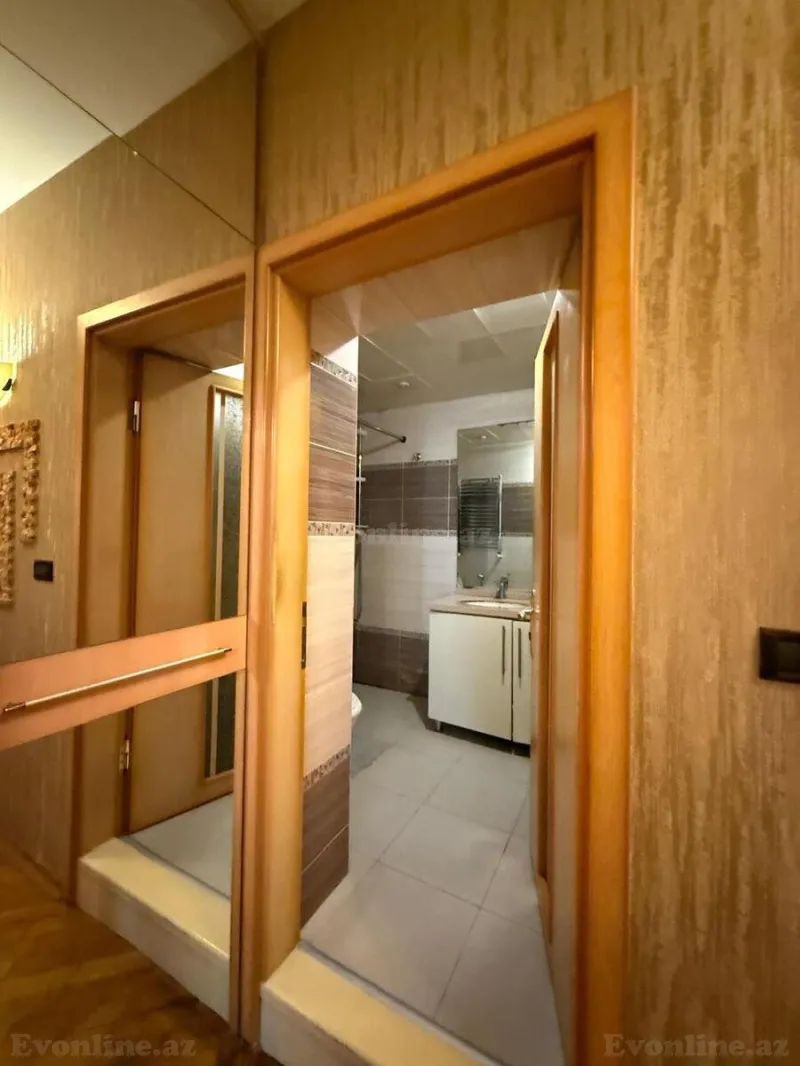 Kirayə verilir 2 otaqlı Mənzil Köhnə tikili 65 m² İçərişəhər m. - şəkil 9
