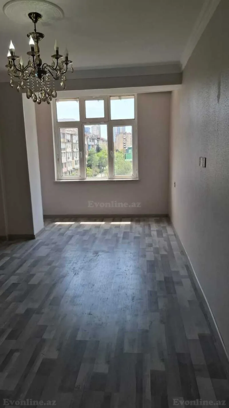 Satılır 2 otaqlı Mənzil Köhnə tikili 45 m² Xətai r. - şəkil 4
