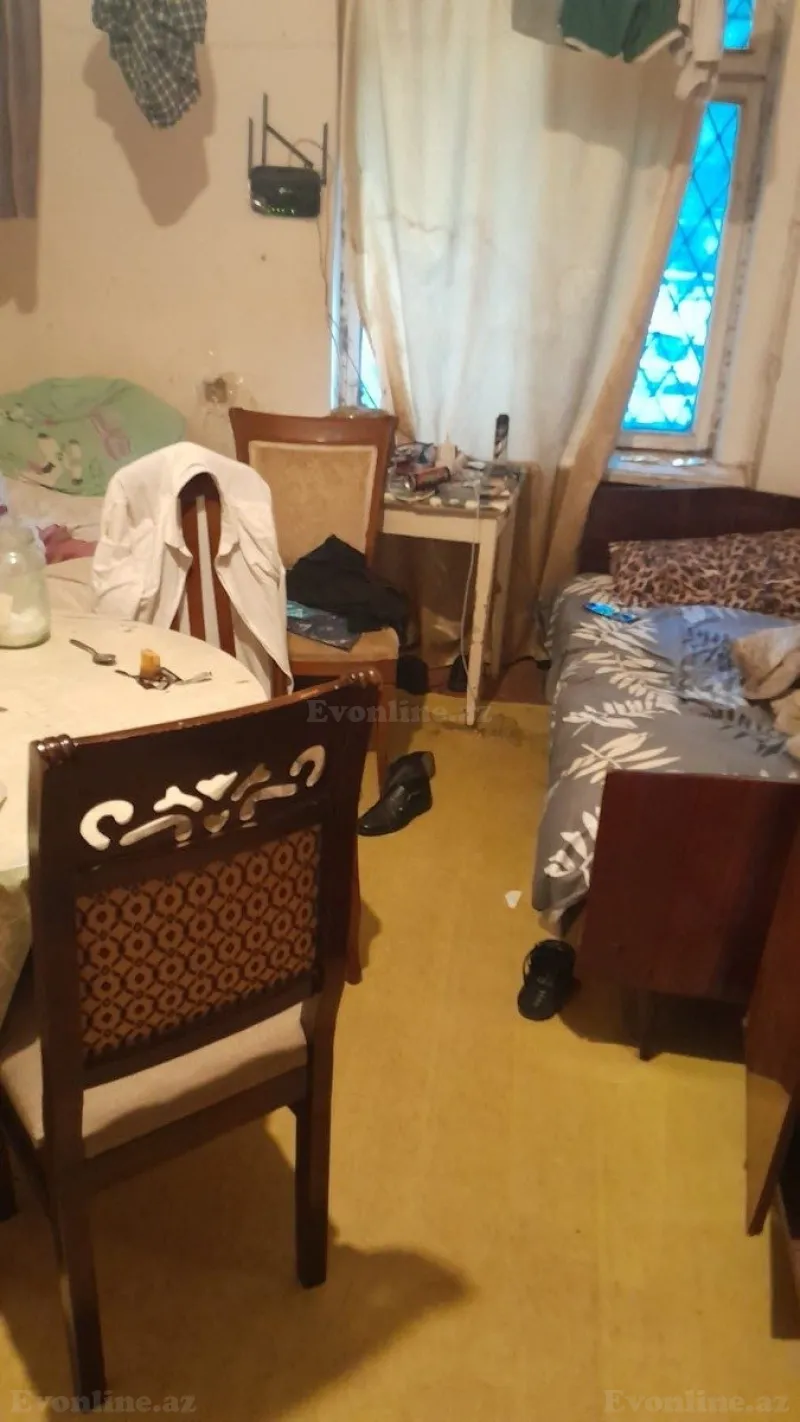 Satılır 2 otaqlı Mənzil Köhnə tikili 42 m² 8-ci kilometr - şəkil 2