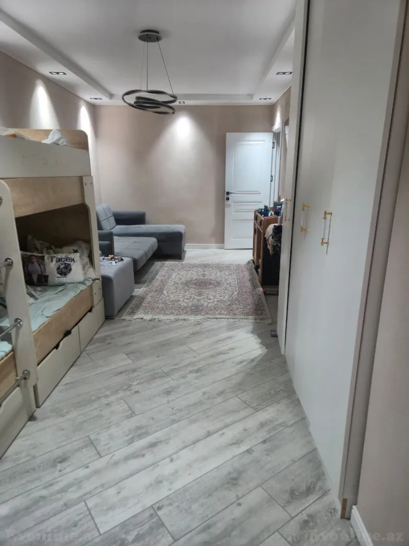 Satılır 5 otaqlı Mənzil Köhnə tikili 110 m² Sabunçu r. - şəkil 9
