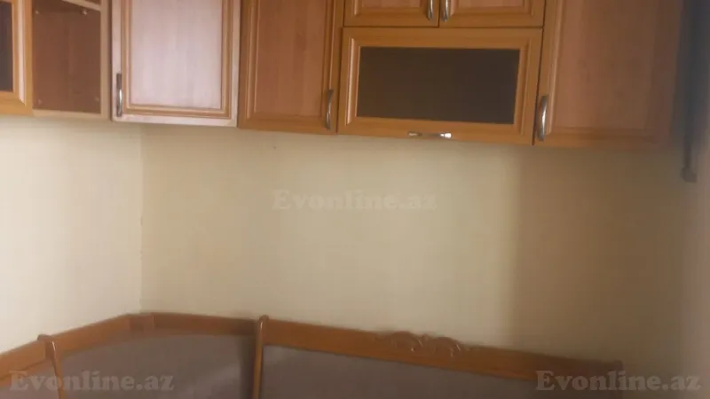 Kirayə verilir 1 otaqlı Mənzil Köhnə tikili 50 m² İnşaatçılar m. - şəkil 2