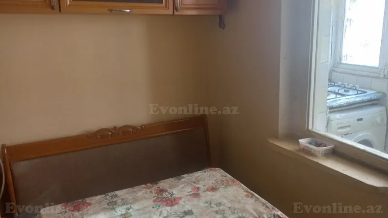 Kirayə verilir 1 otaqlı Mənzil Köhnə tikili 50 m² İnşaatçılar m. - şəkil 3