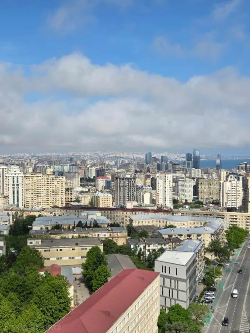 Satılır 5 otaqlı Mənzil Yeni tikili 303 m² Elmlər Akademiyası m. - şəkil 4