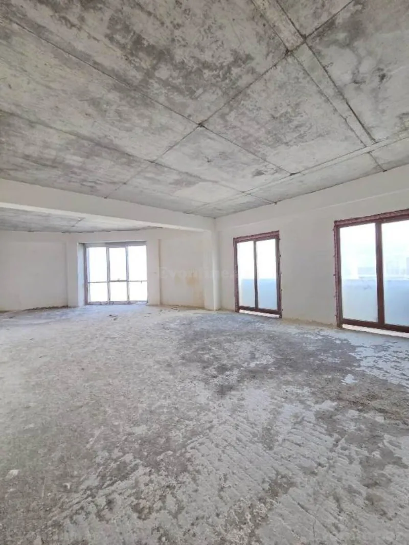 Satılır 5 otaqlı Mənzil Yeni tikili 303 m² Elmlər Akademiyası m. - şəkil 6