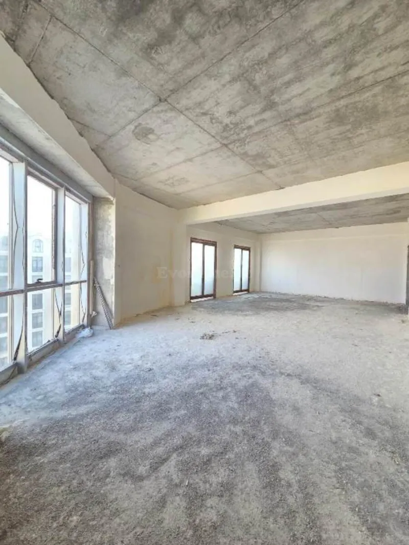 Satılır 5 otaqlı Mənzil Yeni tikili 303 m² Elmlər Akademiyası m. - şəkil 7