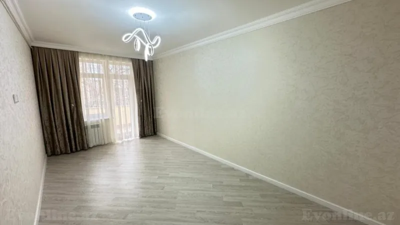 Satılır 4 otaqlı Mənzil Köhnə tikili 110 m² Xalqlar Dostluğu m. - şəkil 6