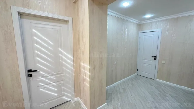 Satılır 4 otaqlı Mənzil Köhnə tikili 110 m² Xalqlar Dostluğu m. - şəkil 14