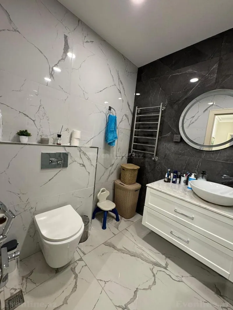 Satılır 2 otaqlı Mənzil Yeni tikili 100 m² 8 Noyabr m. - şəkil 9