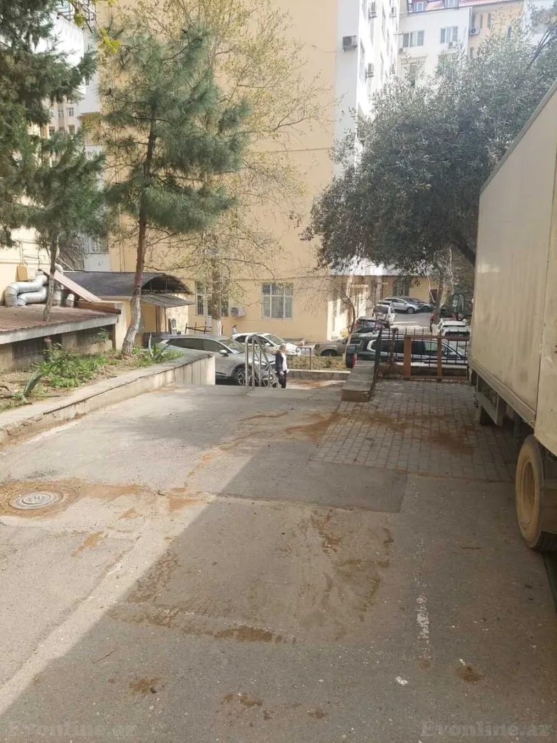 Satılır 4 otaqlı Mənzil Yeni tikili 188 m² Yasamal - şəkil 6