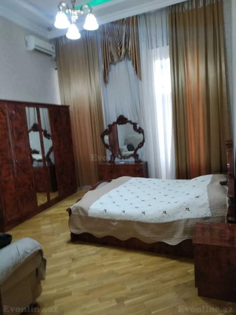 Kirayə verilir 2 otaqlı Mənzil Köhnə tikili 65 m² Sahil m. - şəkil 3