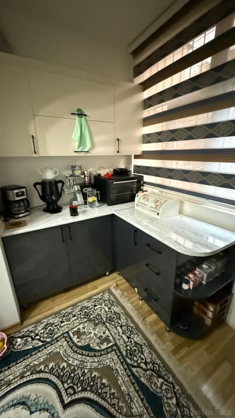 Satılır 3 otaqlı Mənzil Köhnə tikili 80 m² Yeni Yasamal - şəkil 4