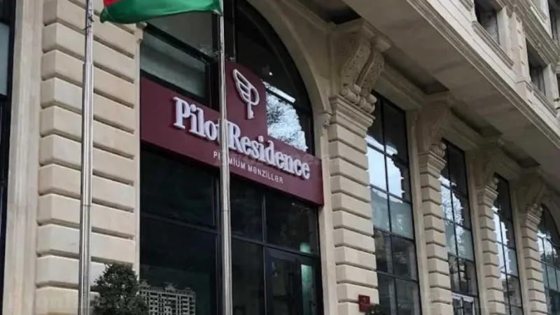 2 otaqlı Mənzil 90 m² İçərişəhər m. Kirayə verilir