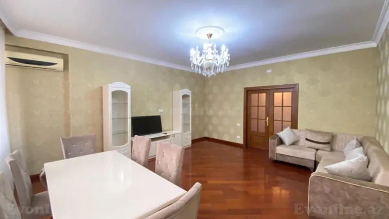 3 otaqlı Mənzil 125 m² Xətai m. Kirayə verilir