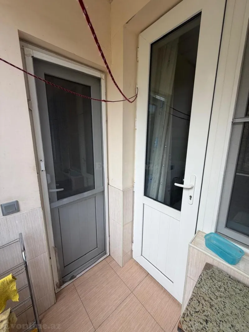 Kirayə verilir 2 otaqlı Mənzil Köhnə tikili 55 m² Nərimanov r. - şəkil 11