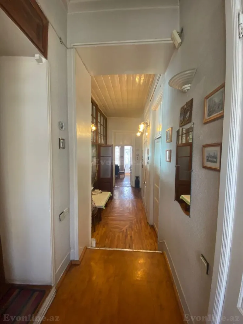 Satılır 4 otaqlı Mənzil Köhnə tikili 110 m² İçərişəhər m. - şəkil 11