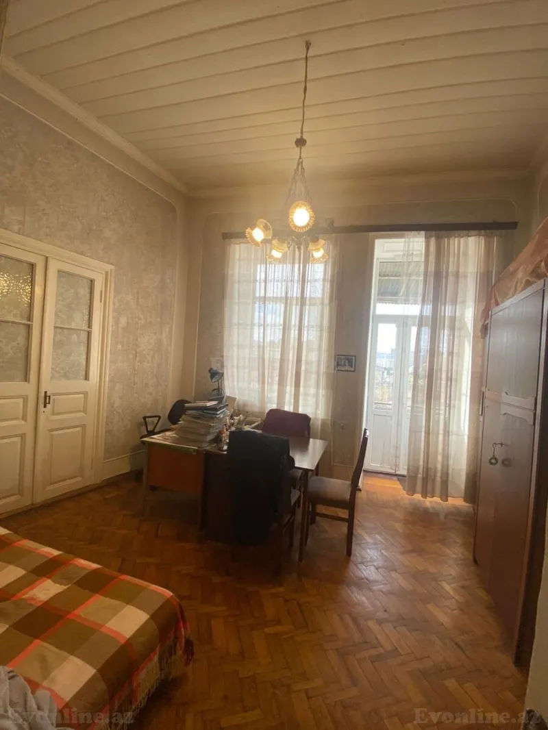 Satılır 4 otaqlı Mənzil Köhnə tikili 110 m² İçərişəhər m. - şəkil 21