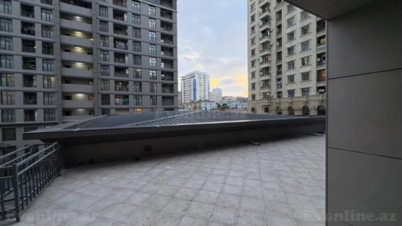 Kirayə verilir 2 otaqlı Mənzil Yeni tikili 70 m² 28 May m. - şəkil 11
