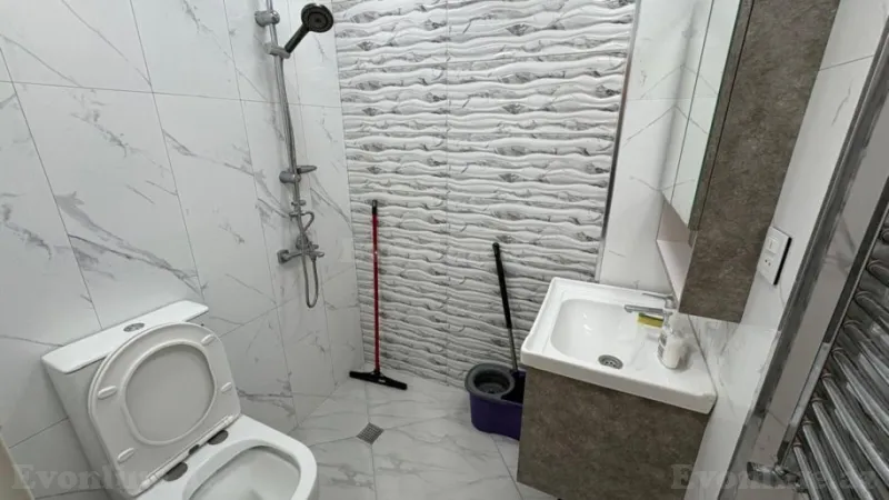 Kirayə verilir 2 otaqlı Mənzil Yeni tikili 70 m² 28 May m. - şəkil 13