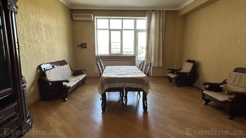 3 otaqlı Mənzil 135 m² Həzi Aslanov m. Kirayə verilir