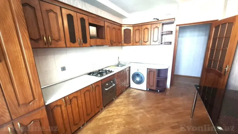 Satılır 4 otaqlı Mənzil Yeni tikili 150 m² 28 May m. - şəkil 8