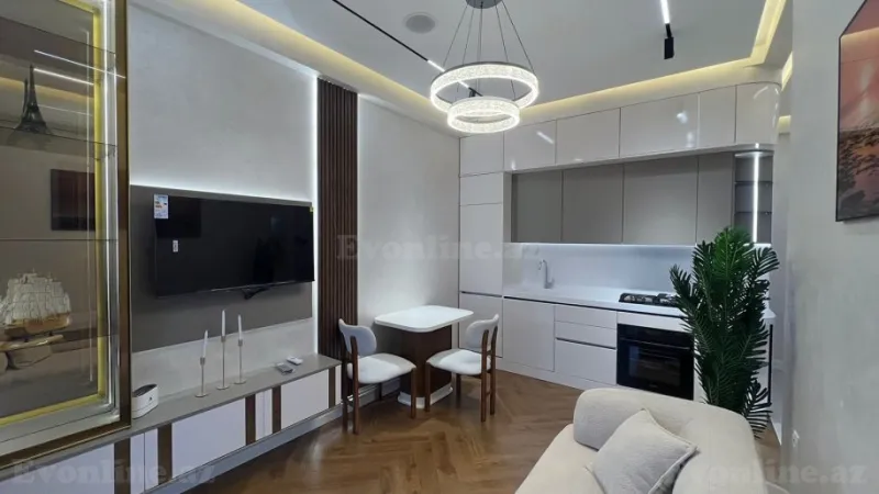 Satılır 2 otaqlı Mənzil Yeni tikili 47 m² Koroğlu m. - şəkil 7