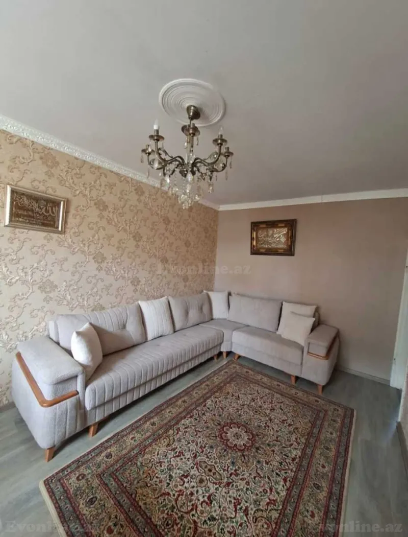 3 otaqlı Mənzil 61 m² Massiv A Satılır