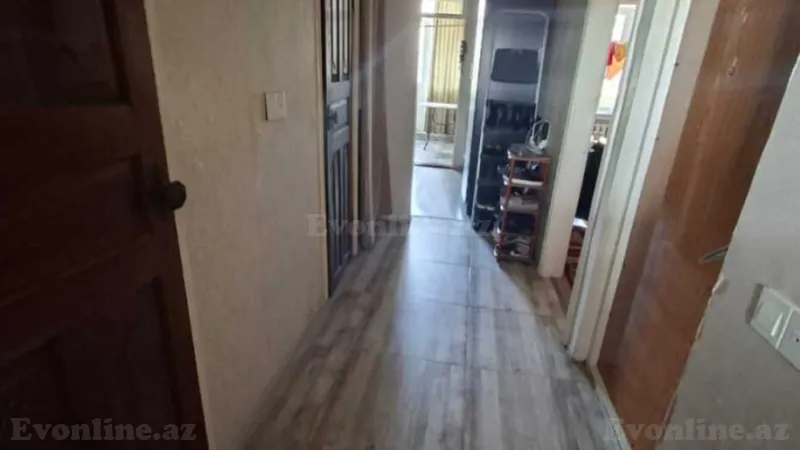 Satılır 3 otaqlı Mənzil Köhnə tikili 61 m² Massiv A - şəkil 2