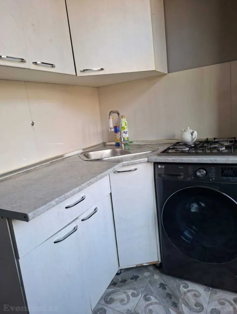 Satılır 3 otaqlı Mənzil Köhnə tikili 61 m² Massiv A - şəkil 4