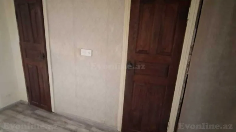 Satılır 3 otaqlı Mənzil Köhnə tikili 61 m² Massiv A - şəkil 5