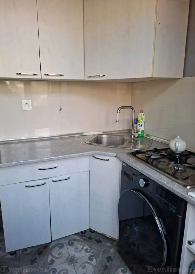 Satılır 3 otaqlı Mənzil Köhnə tikili 61 m² Massiv A - şəkil 8
