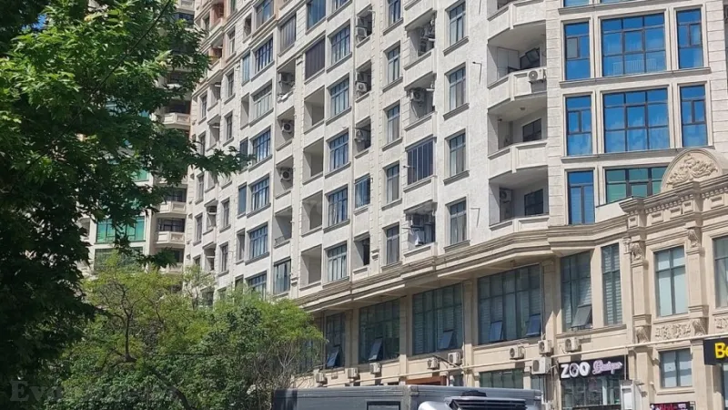 Satılır Obyekt 330 m² Nəriman Nərimanov m. - şəkil 2