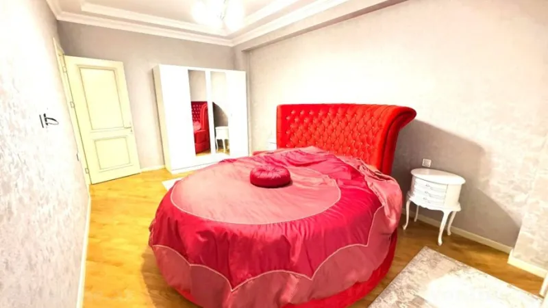 Kirayə verilir 2 otaqlı Mənzil Yeni tikili 105 m² Nəsimi r. - şəkil 4