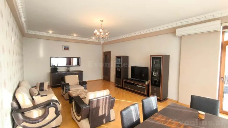 2 otaqlı Mənzil 110 m² 28 May m. Kirayə verilir