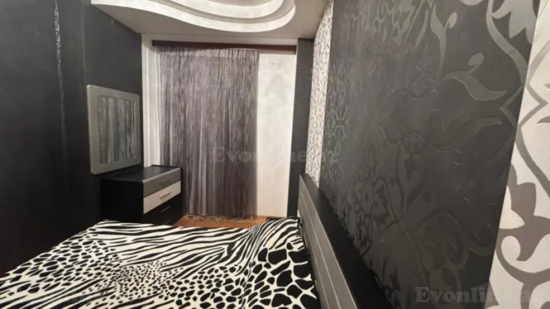 Satılır 3 otaqlı Mənzil Köhnə tikili 80 m² Bayıl - şəkil 8