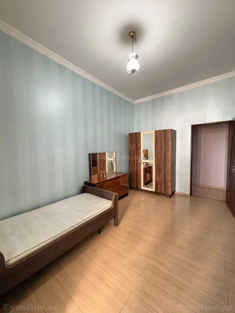 Kirayə verilir 4 otaqlı Mənzil Yeni tikili 160 m² Elmlər Akademiyası m. - şəkil 9