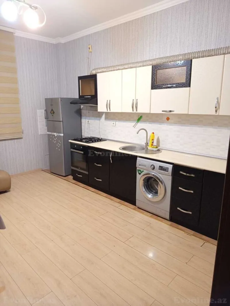 Kirayə verilir 4 otaqlı Mənzil Yeni tikili 160 m² Elmlər Akademiyası m. - şəkil 13