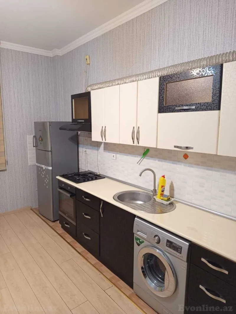 Kirayə verilir 4 otaqlı Mənzil Yeni tikili 160 m² Elmlər Akademiyası m. - şəkil 14