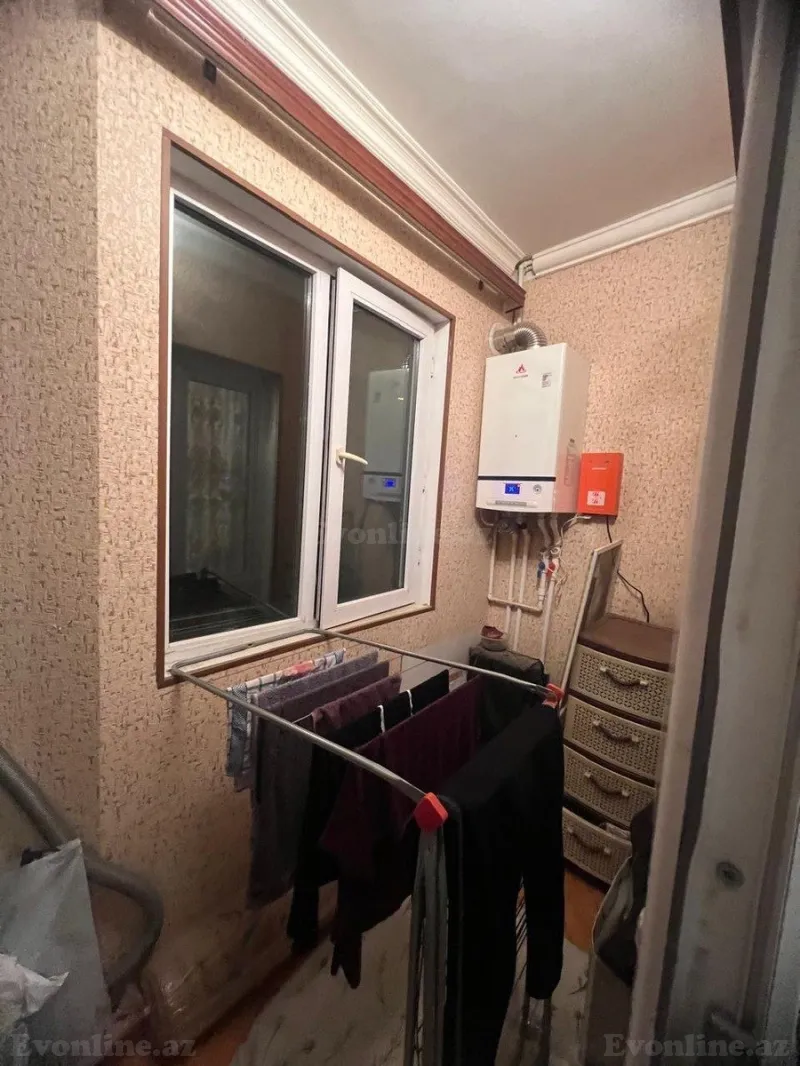 Satılır 2 otaqlı Mənzil Köhnə tikili 65 m² 8-ci mikrorayon - şəkil 6