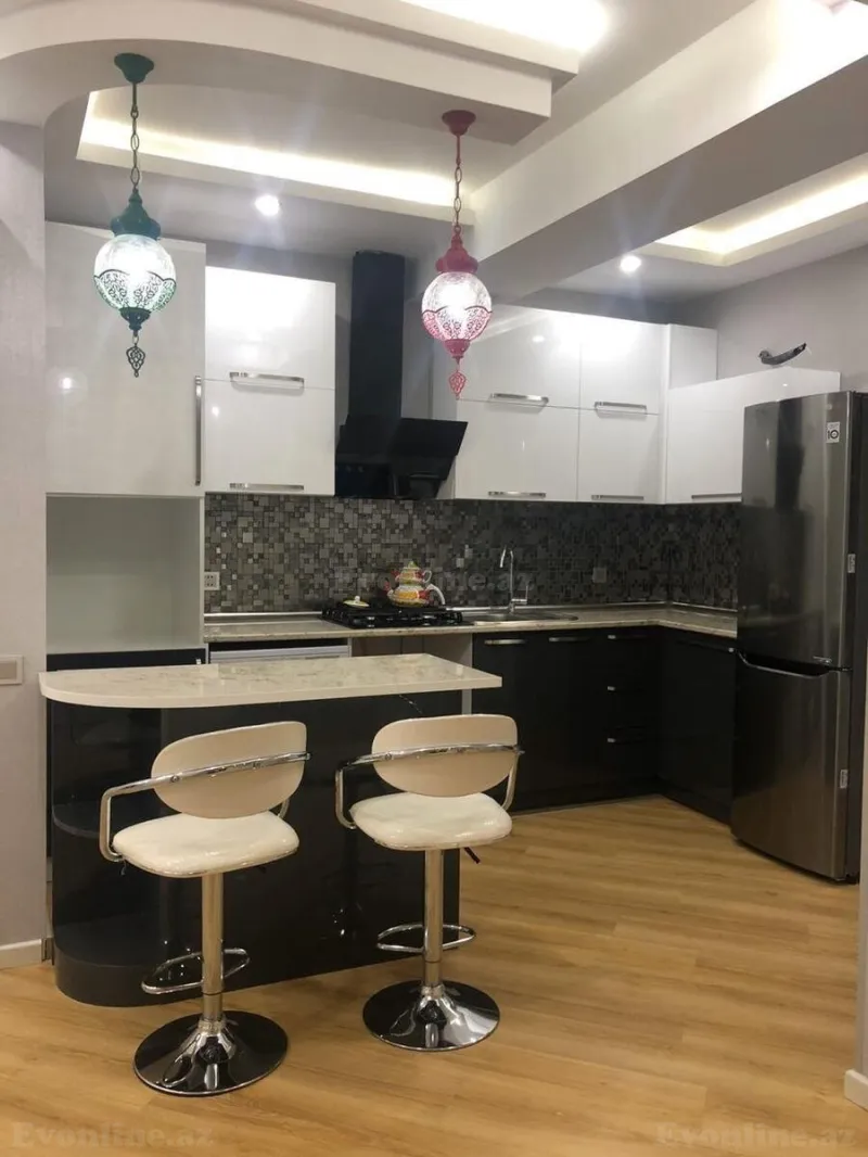 3 otaqlı Mənzil 106 m² Yeni Yasamal Satılır
