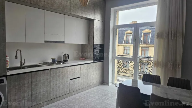 Kirayə verilir 3 otaqlı Mənzil Yeni tikili 140 m² Xətai r. - şəkil 11