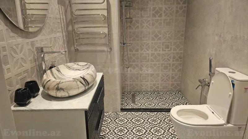 Kirayə verilir 3 otaqlı Mənzil Yeni tikili 140 m² Xətai r. - şəkil 19