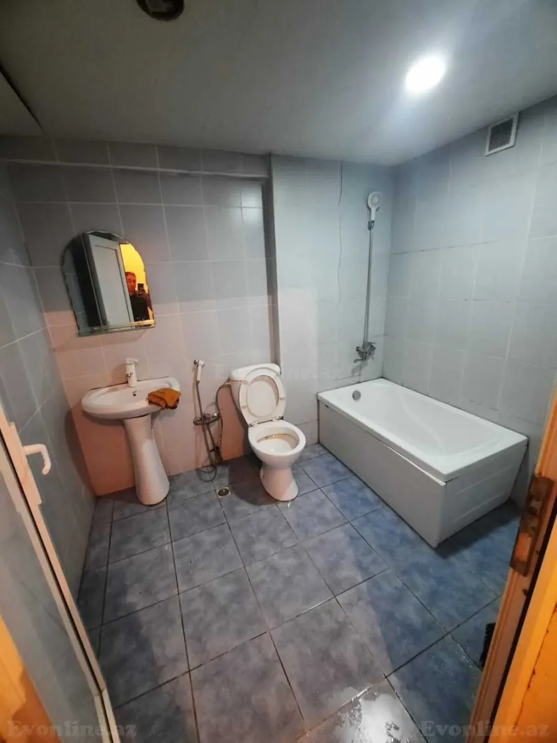 Kirayə verilir 1 otaqlı Mənzil Köhnə tikili 60 m² Gənclik m. - şəkil 4