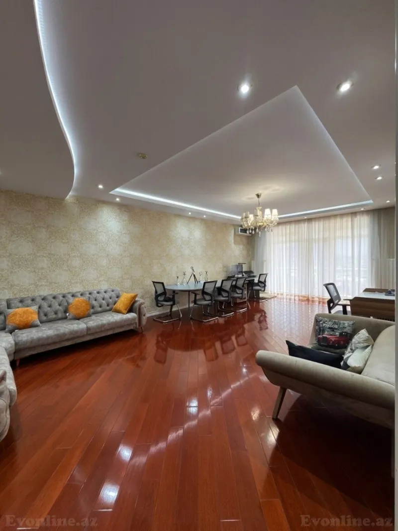 4 otaqlı Mənzil 207 m² Gənclik m. Satılır