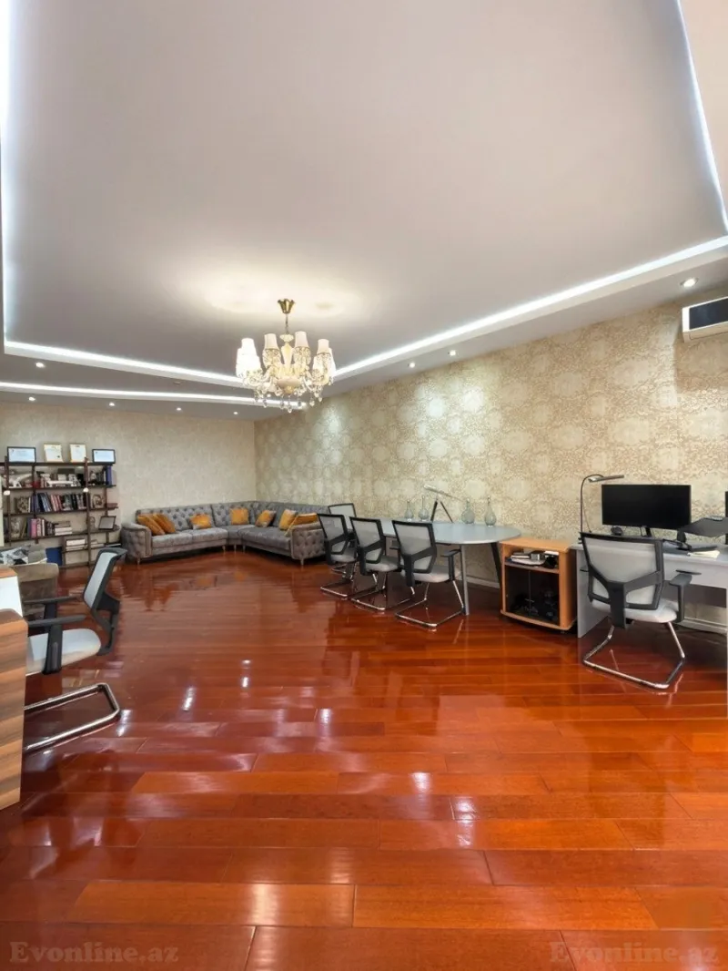 Satılır 4 otaqlı Mənzil Yeni tikili 207 m² Gənclik m. - şəkil 2